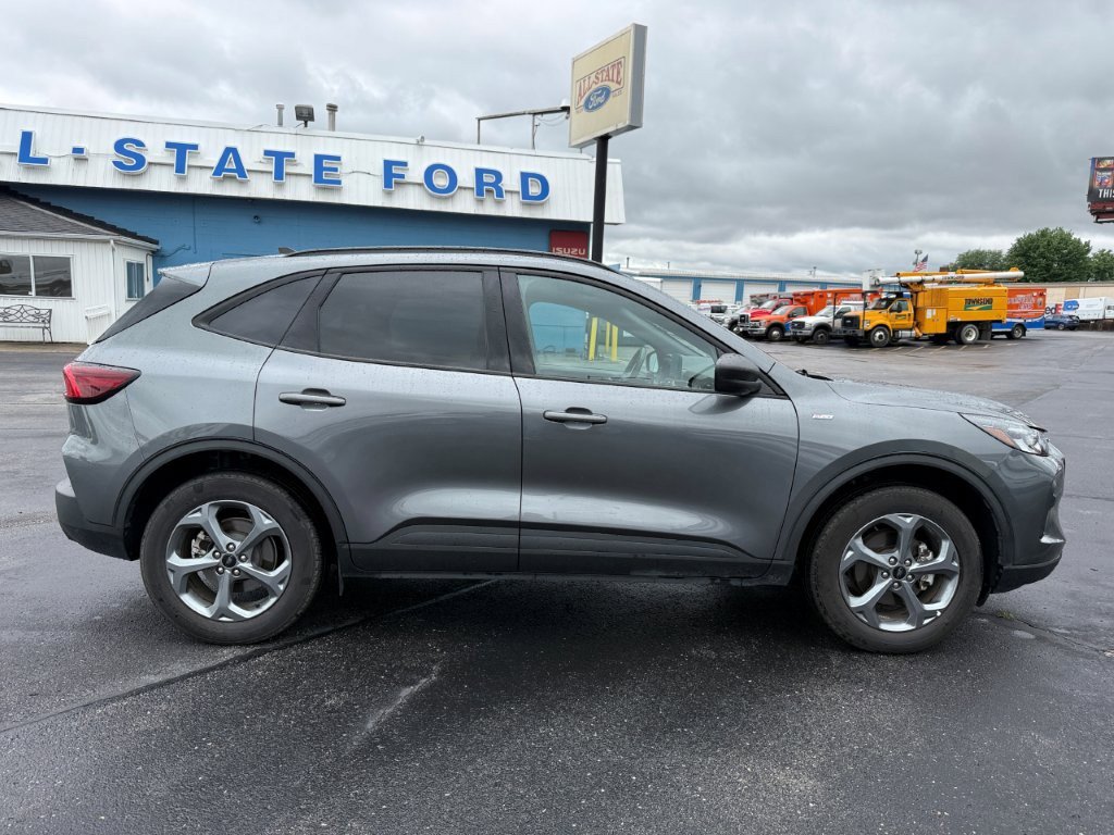 Used 2025 Ford Escape ST-Line AWD/4WD image 7