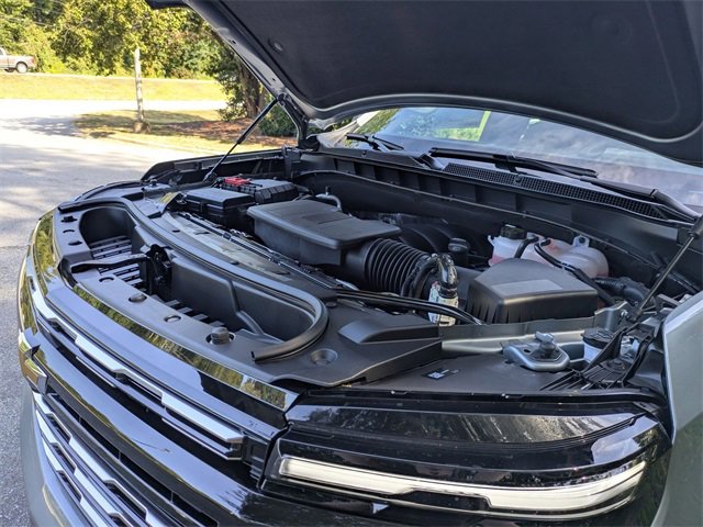 New 2026 Chevrolet Suburban High Country image 44