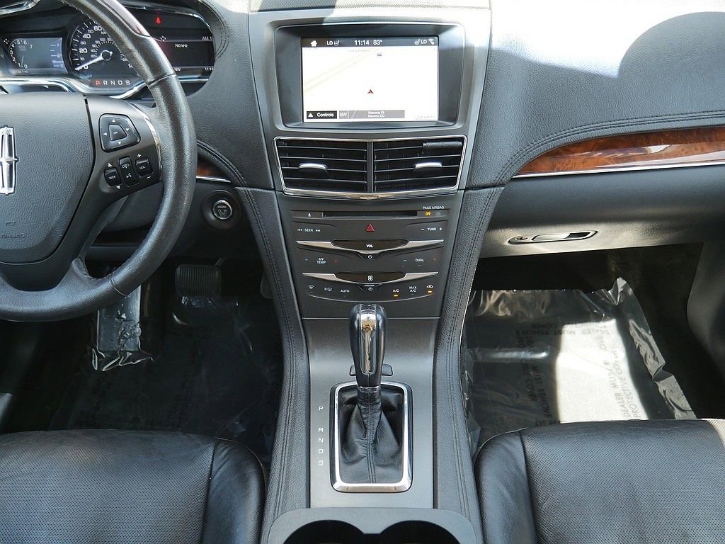 Used 2017 Lincoln MKT AWD w/ Technology Package image 21
