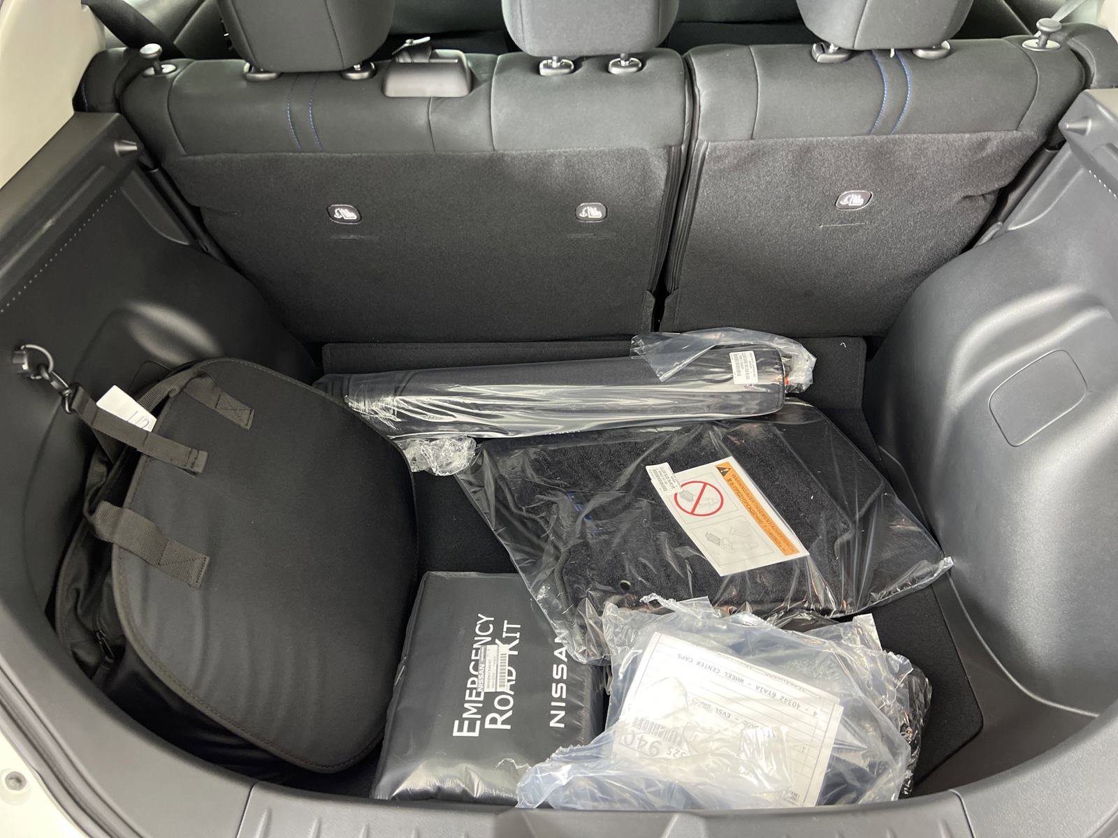 New 2025 Nissan Leaf SV Plus image 12