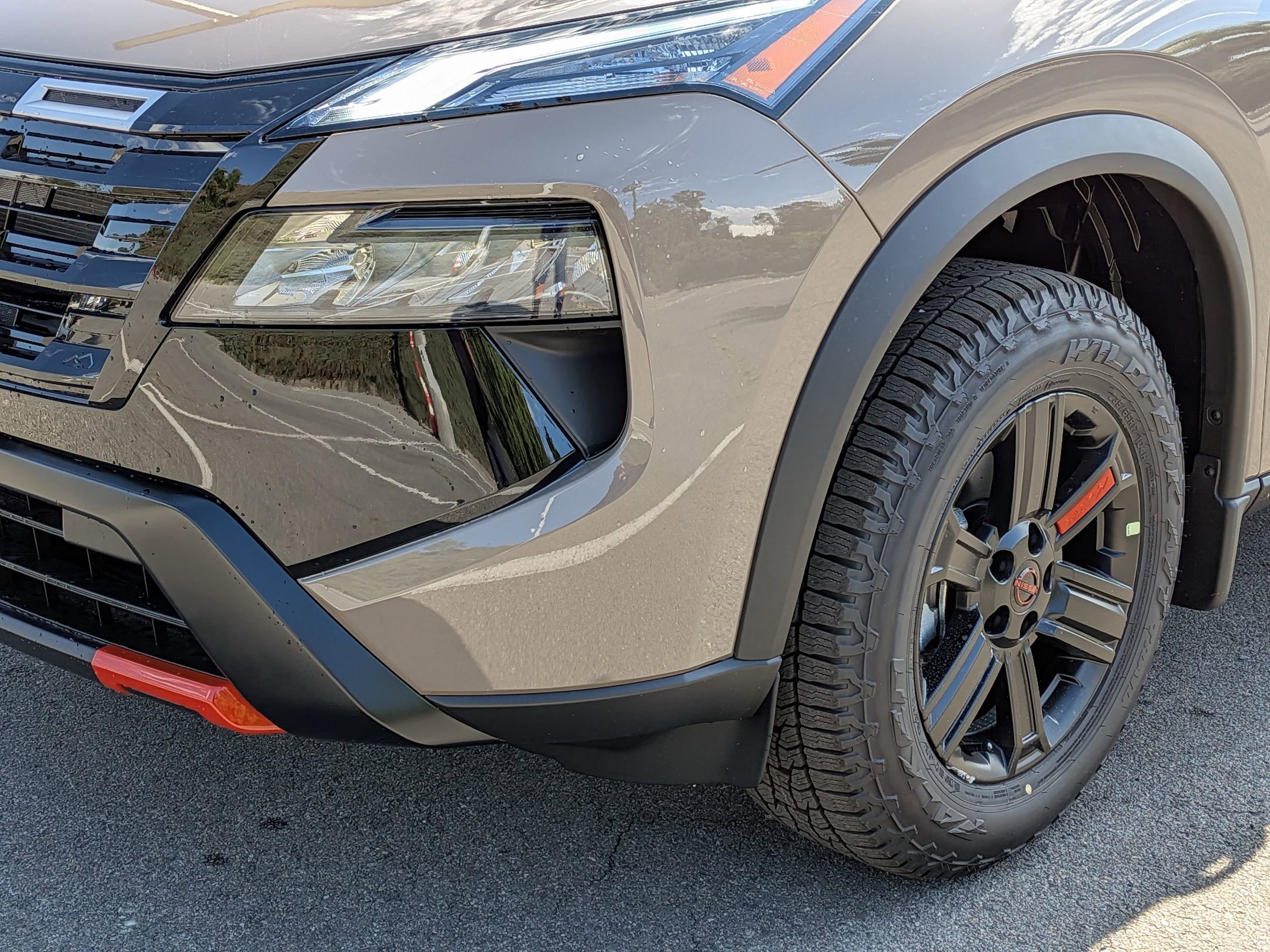 New 2026 Nissan Rogue SV image 10