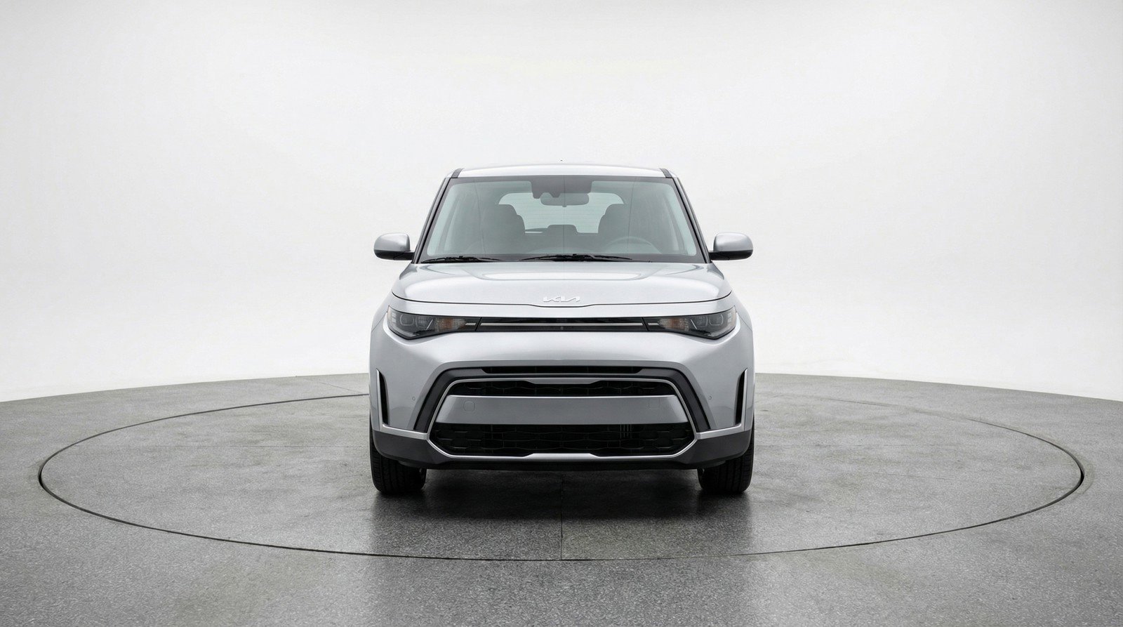 Used 2025 Kia Soul LX w/ LX Technology Package image 2