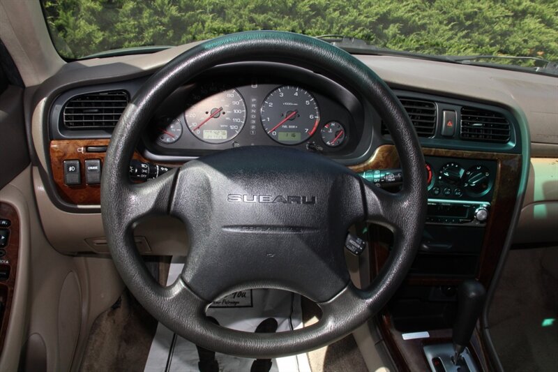 Used 2002 Subaru Outback Wagon AWD/4WD image 17