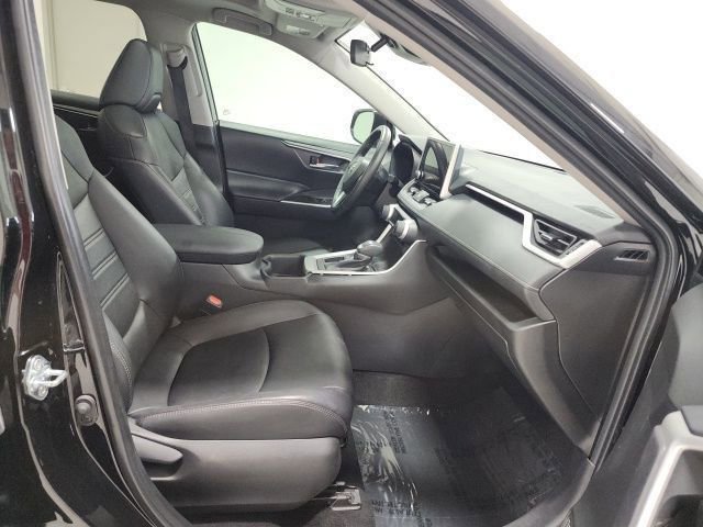 Used 2024 Toyota RAV4 XLE Premium image 16