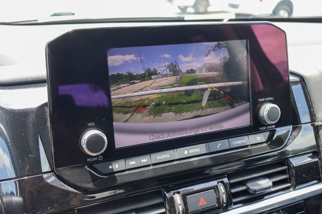 Used 2024 Nissan Pathfinder SV AWD/4WD image 4