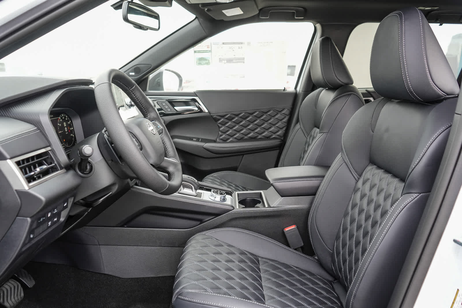 New 2026 Nissan Rogue Platinum AWD/4WD image 19