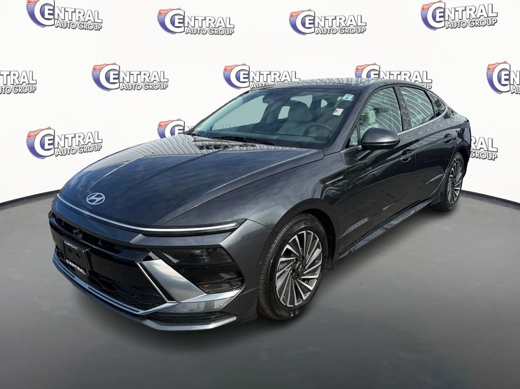 Certified 2025 Hyundai Sonata Limited