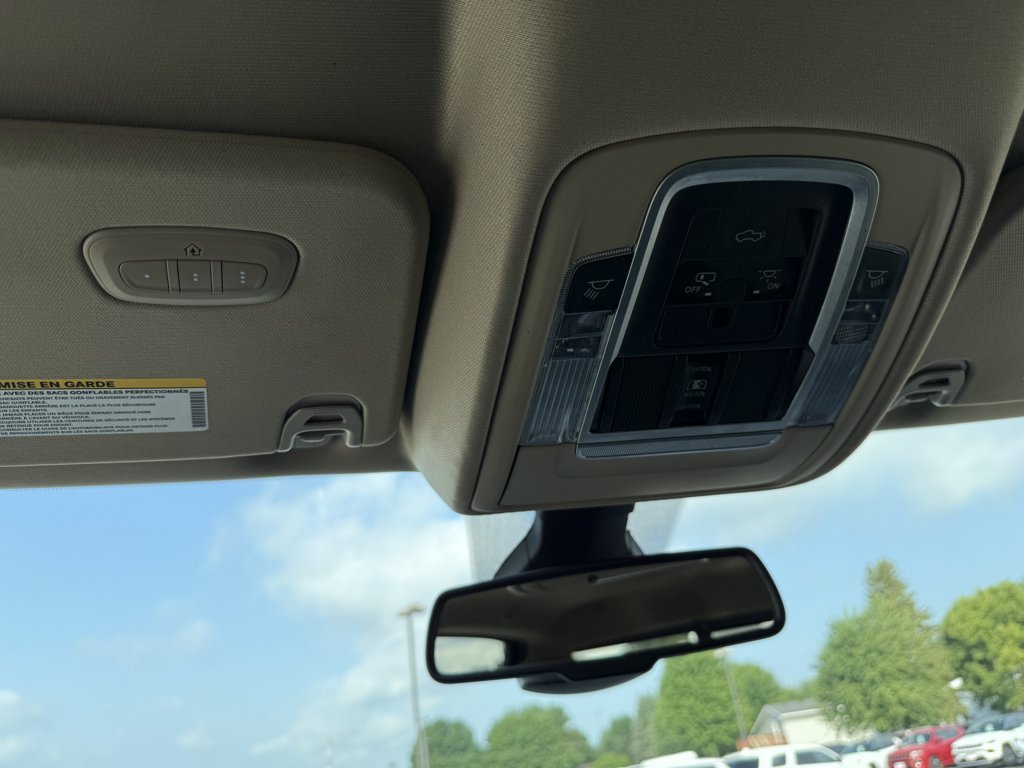 Used 2020 RAM 1500 Laramie AWD/4WD image 31