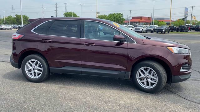 Used 2024 Ford Edge SEL image 10