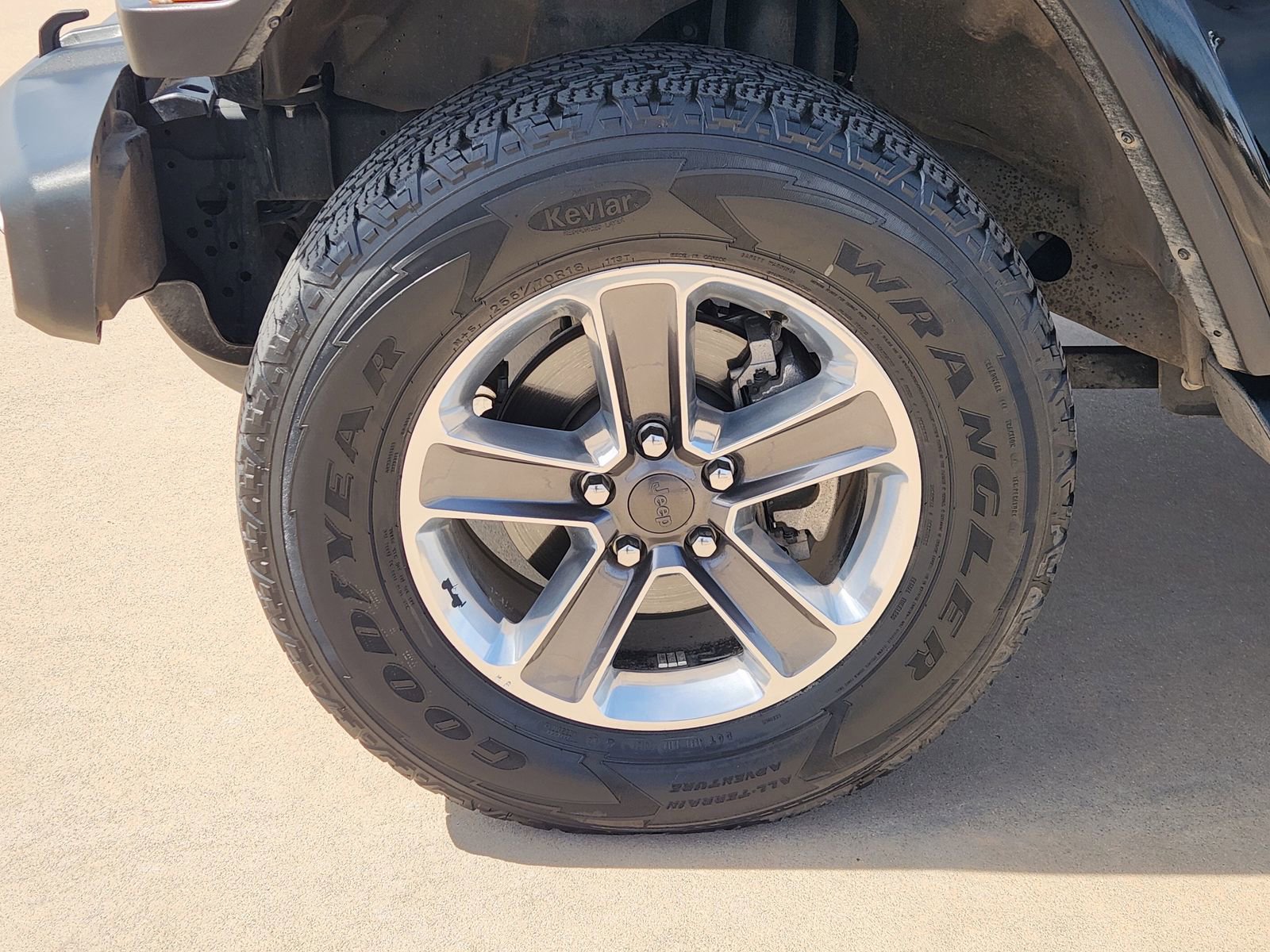 Used 2021 Jeep Wrangler Unlimited Sahara image 14