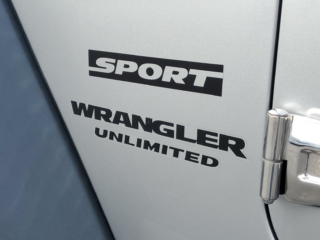 Used 2017 Jeep Wrangler Unlimited Sport w/ Quick Order Package 24S AWD/4WD image 26