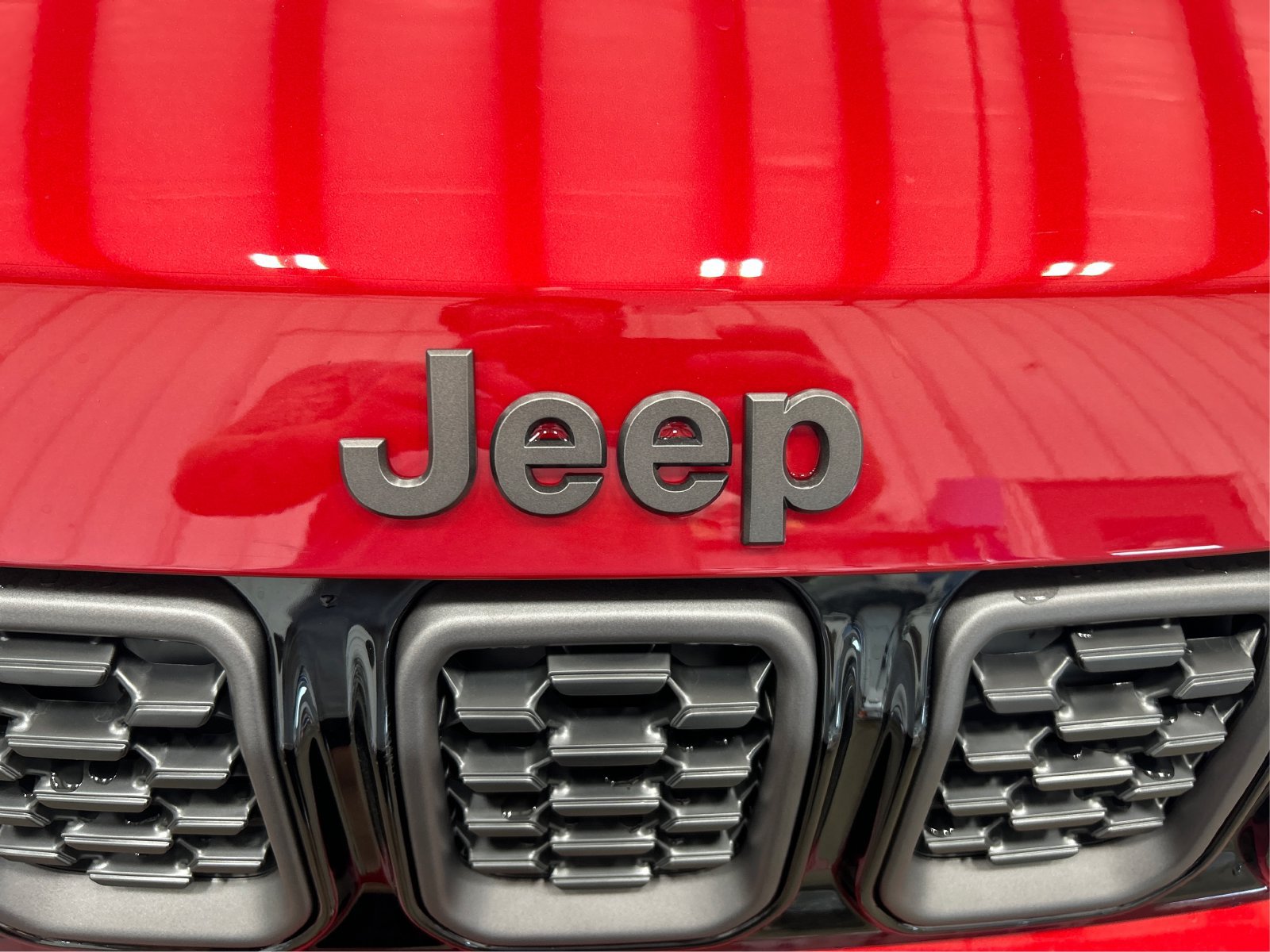 New 2026 Jeep Compass Latitude AWD/4WD image 23
