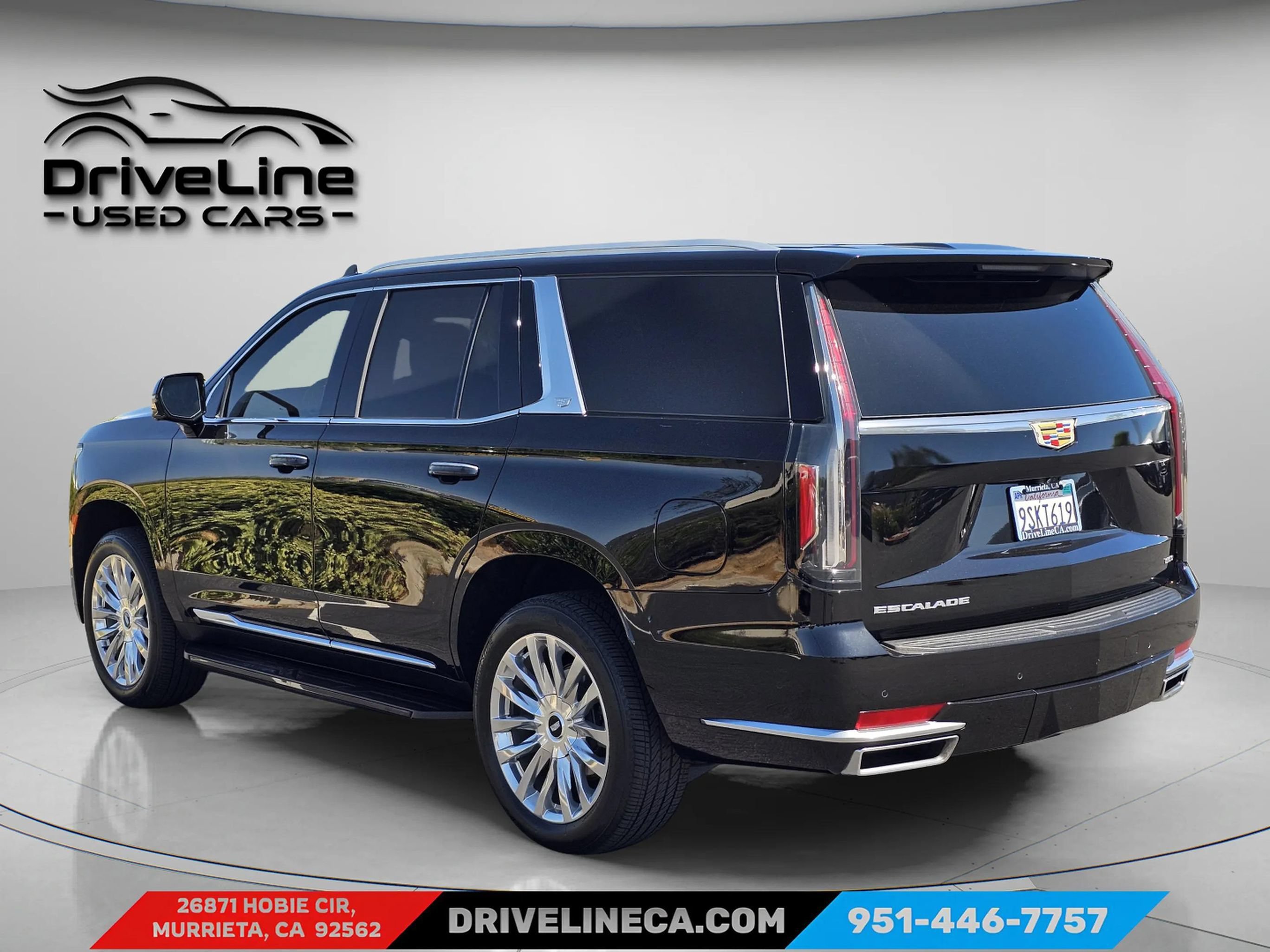 Used 2023 Cadillac Escalade Premium Luxury RWD image 8