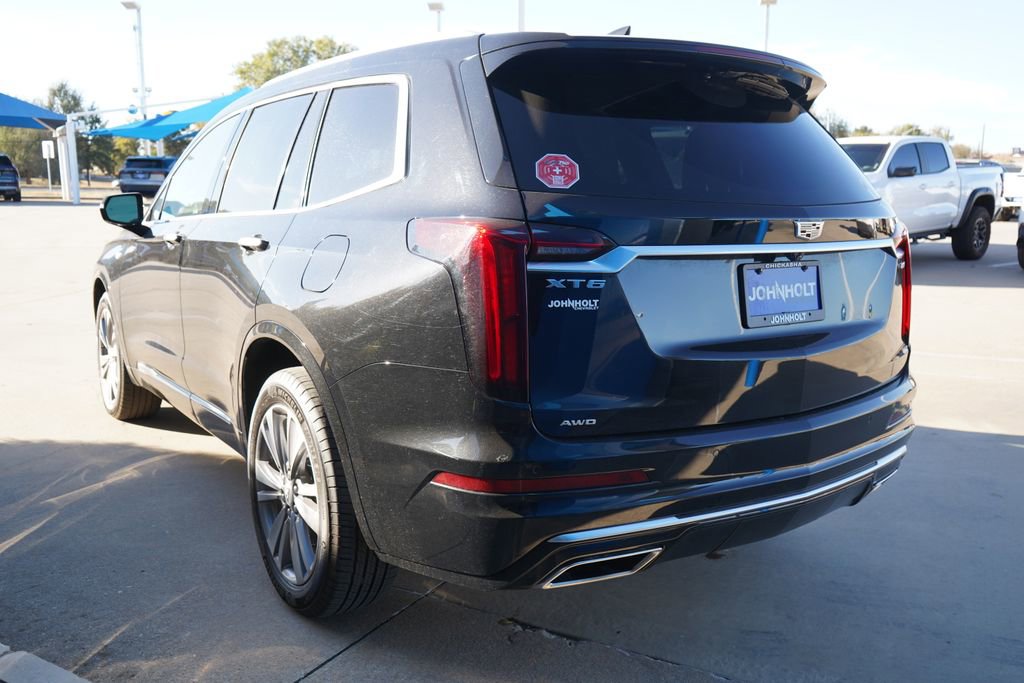 Used 2024 Cadillac XT6 Premium Luxury image 8