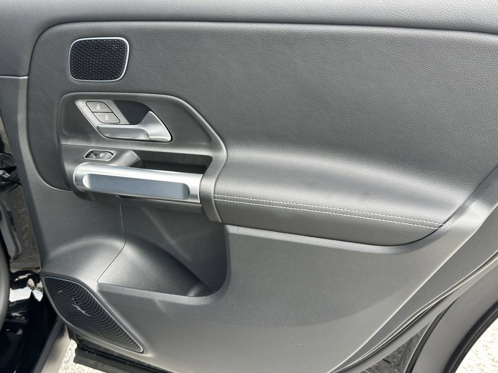 Certified 2025 Mercedes-Benz GLB 250 image 19