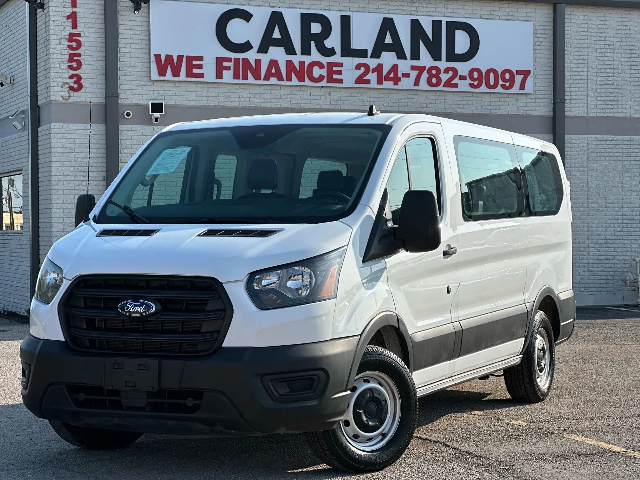 Used 2020 Ford Transit 150 XL image 1