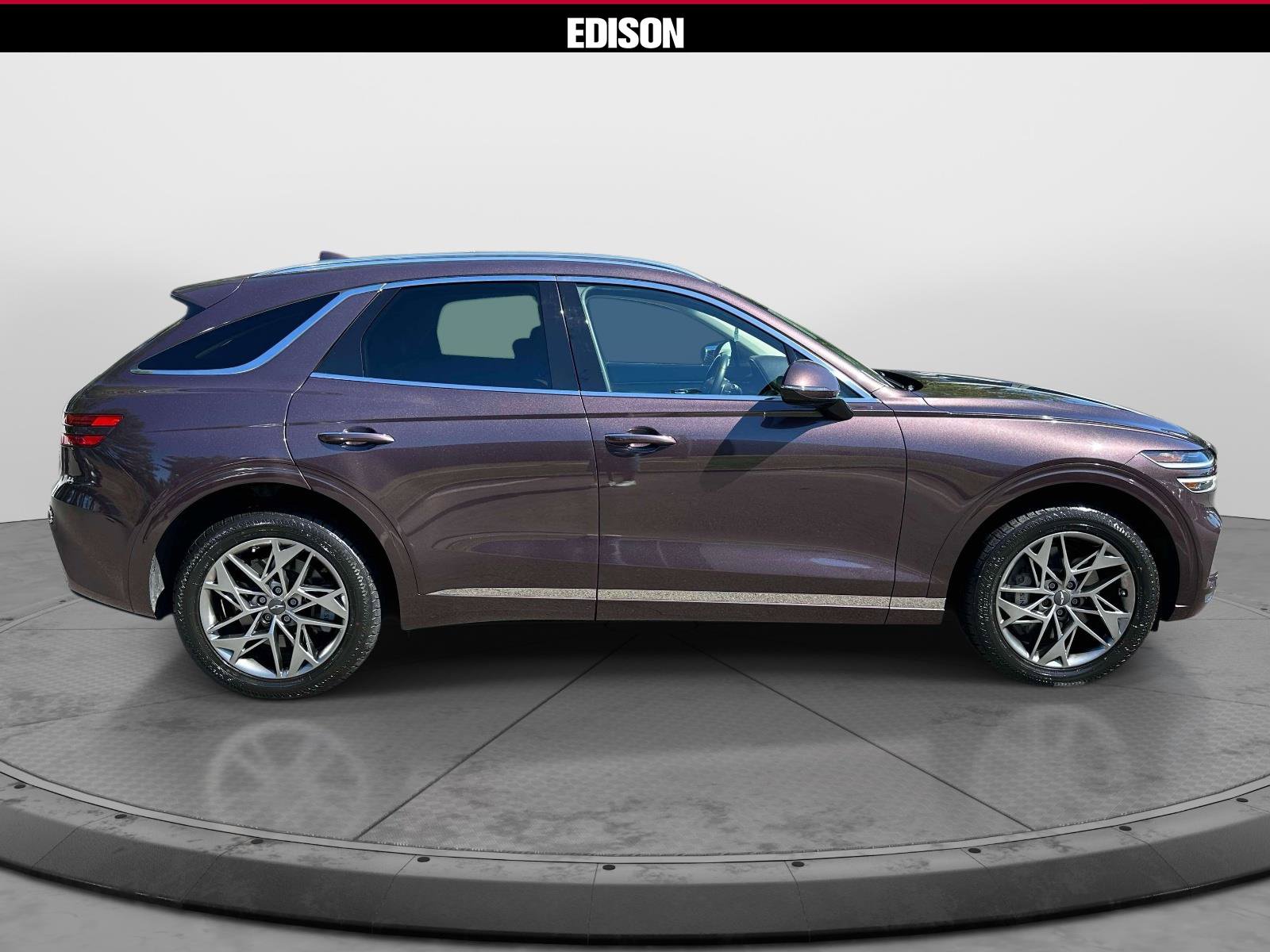 Used 2023 Genesis GV70 2.5T w/ Select Package AWD/4WD image 3