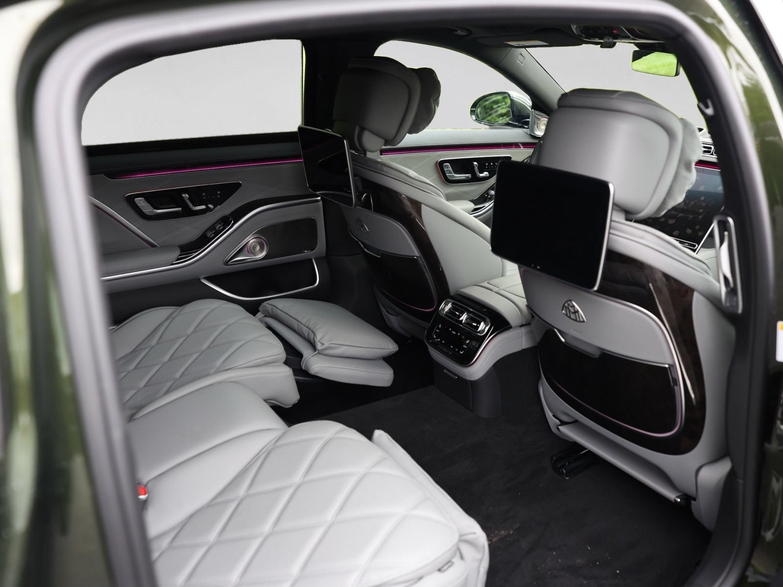 Used 2024 Mercedes-Benz Maybach S 680 4MATIC image 18
