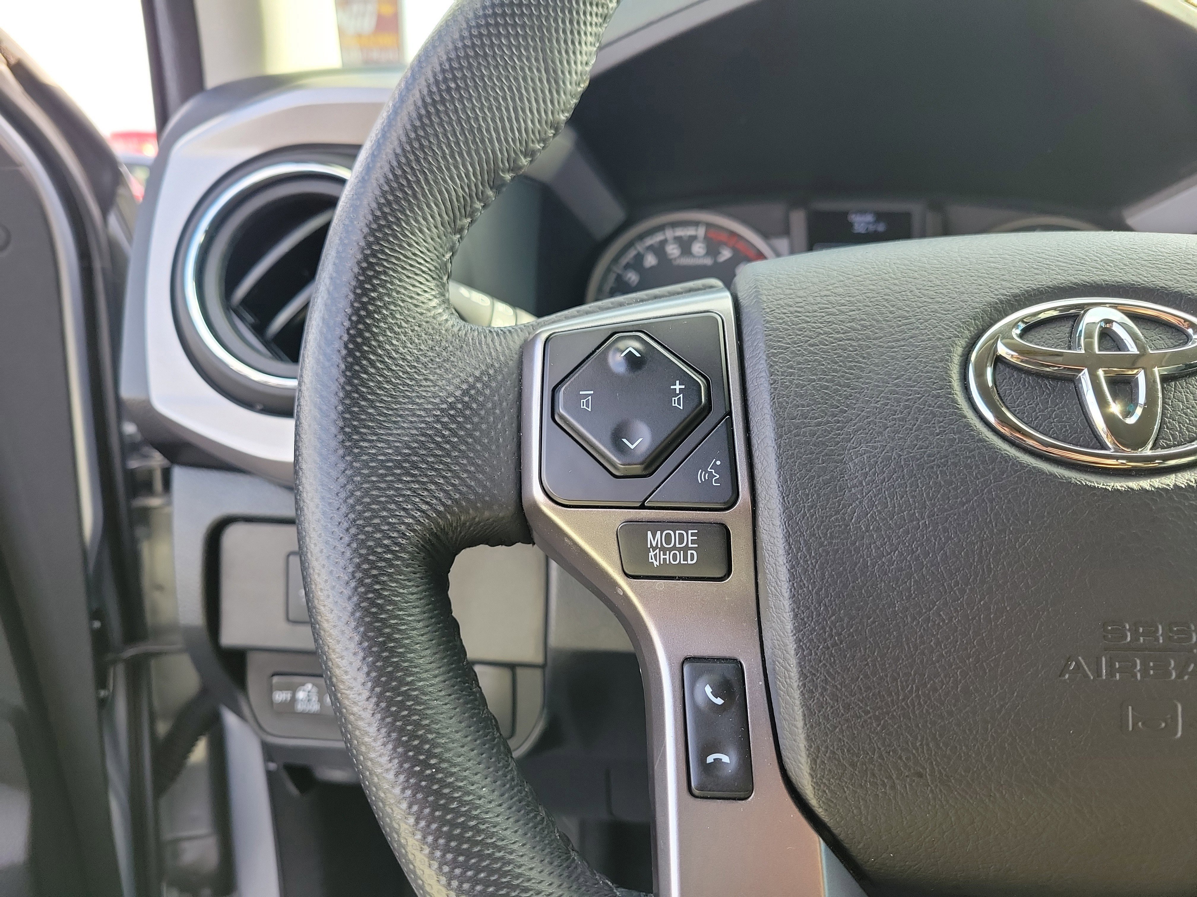 Used 2021 Toyota Tacoma SR5 image 18