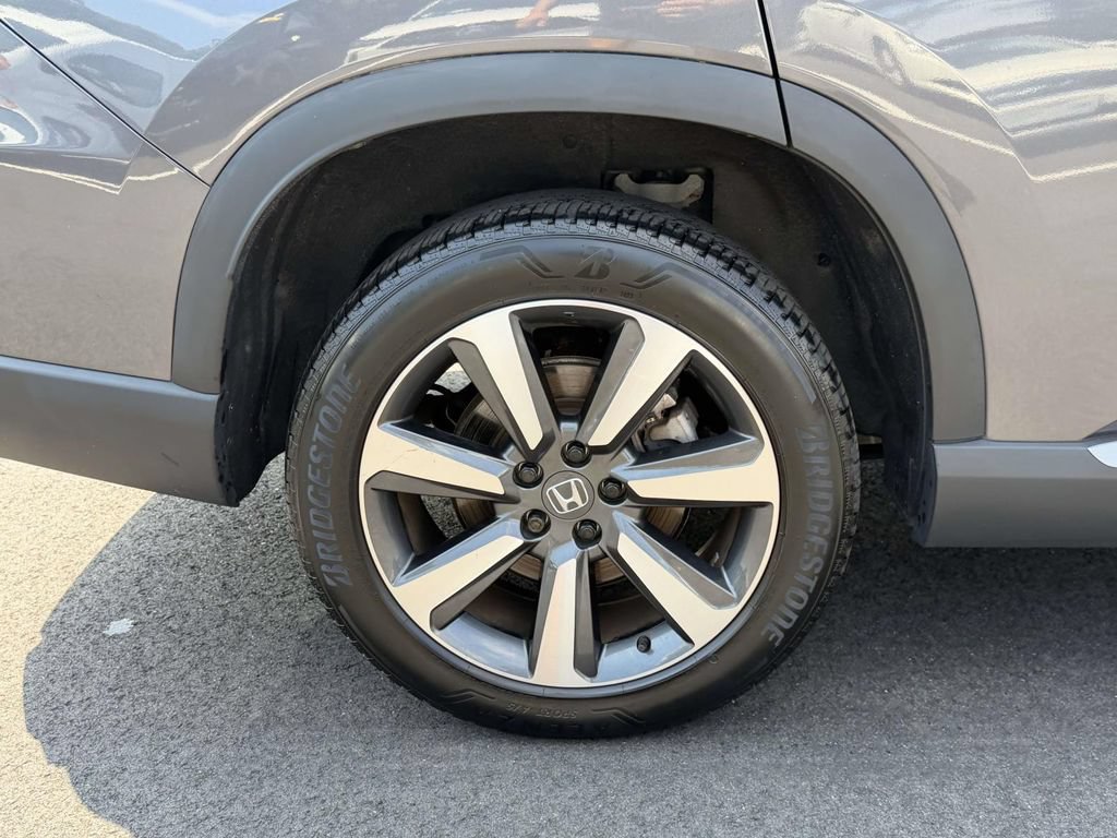Used 2023 Honda Pilot Touring image 14