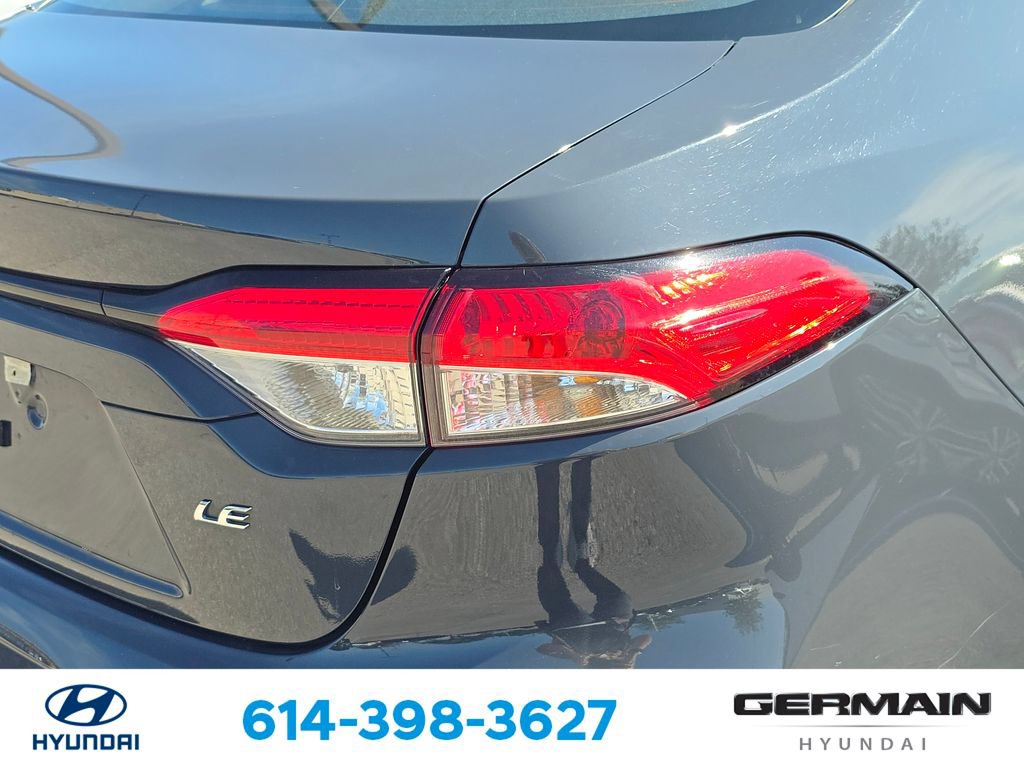 Used 2025 Toyota Corolla LE FWD image 10