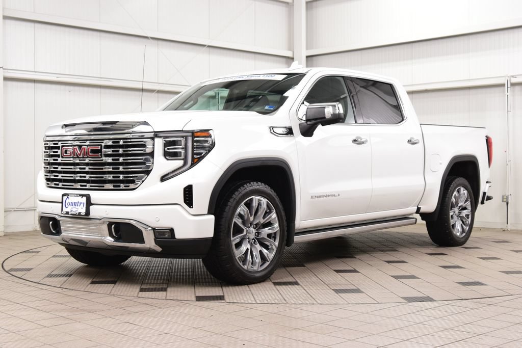 Used 2024 GMC Sierra 1500 Denali w/ Denali Reserve Package AWD/4WD image 3