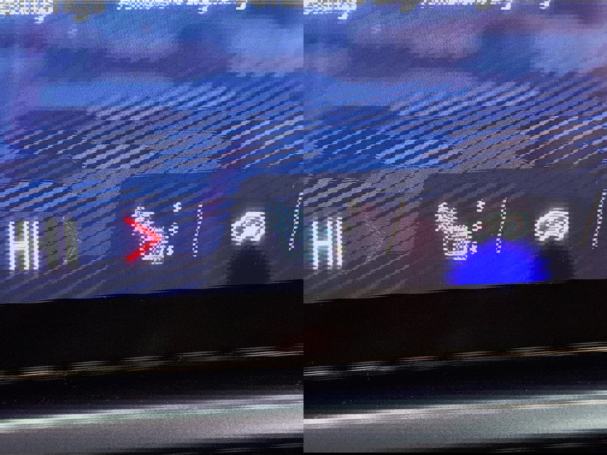 Used 2025 Chevrolet Equinox EV LT image 4