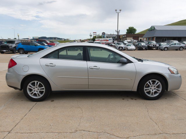Used 2006 Pontiac G6 Sedan w/ Drivers Package FWD image 5