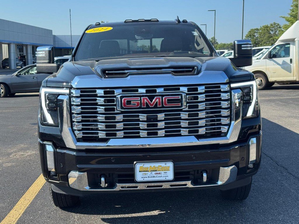 Certified 2024 GMC Sierra 3500 Denali w/ Denali Reserve Package AWD/4WD image 9