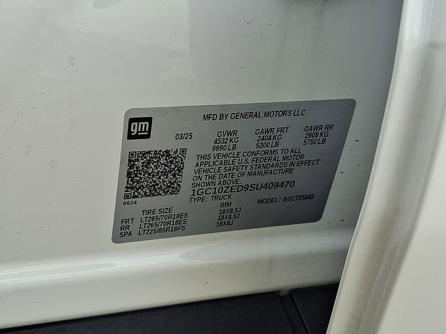 Used 2025 Chevrolet Silverado EV LT AWD/4WD image 31