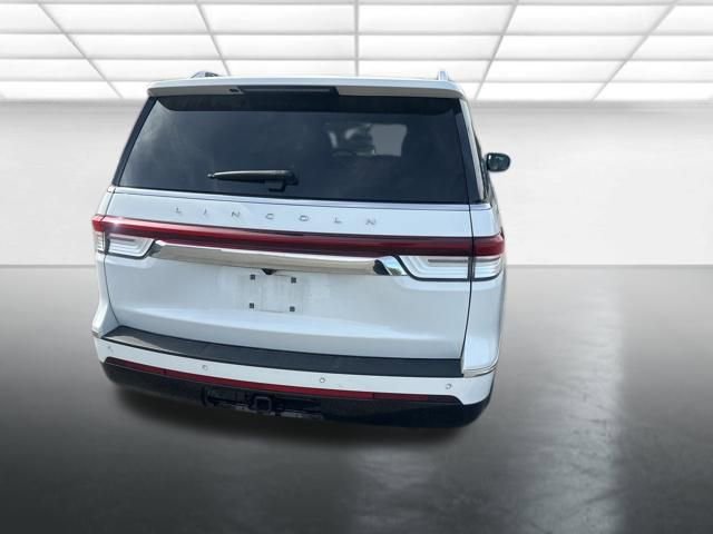 Used 2024 Lincoln Navigator Reserve image 8
