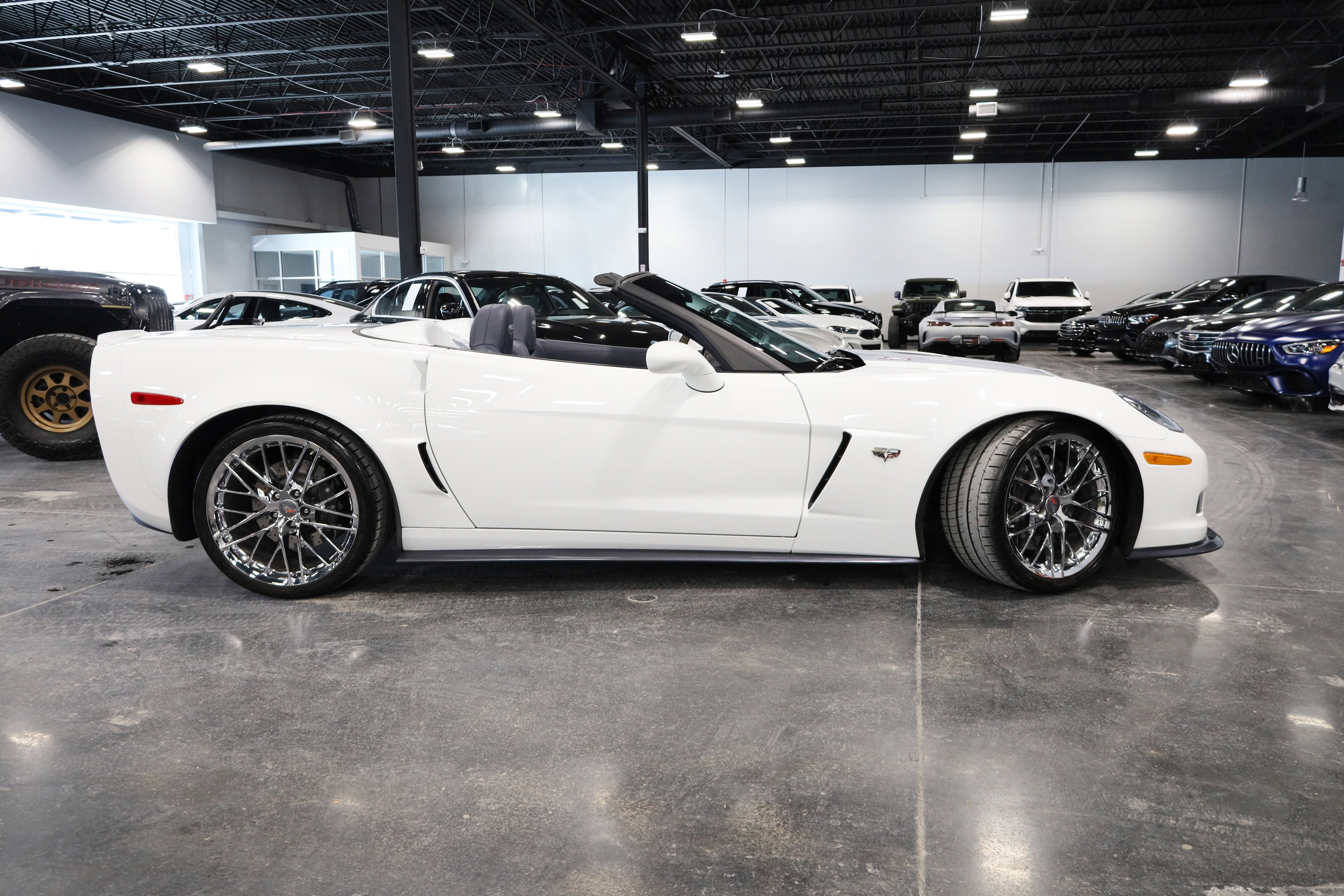 Used 2013 Chevrolet Corvette 427 w/ 1SC Preferred Equipment Group image 10