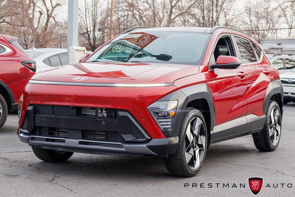 Used 2025 Hyundai Kona Limited AWD/4WD image 16