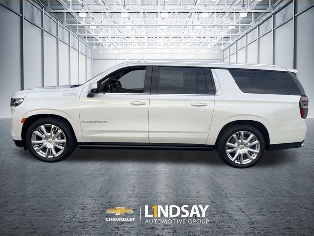 Used 2023 Chevrolet Suburban High Country image 5