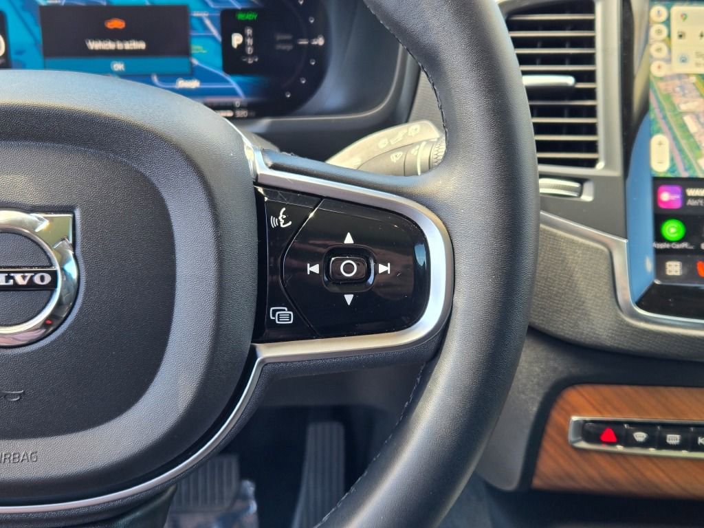 Used 2023 Volvo XC90 T8 Core image 38
