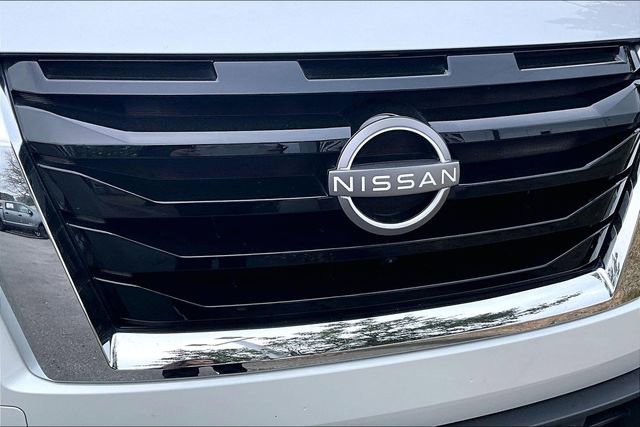 Certified 2025 Nissan Pathfinder Platinum w/ Cargo Package image 30