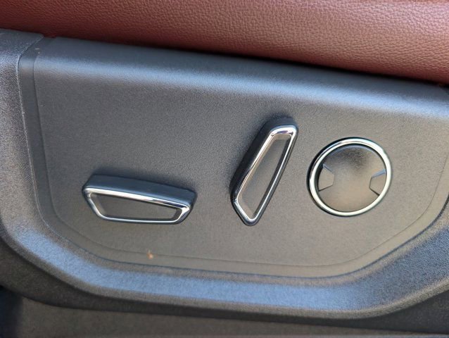 Used 2024 Ford Expedition Limited RWD image 16