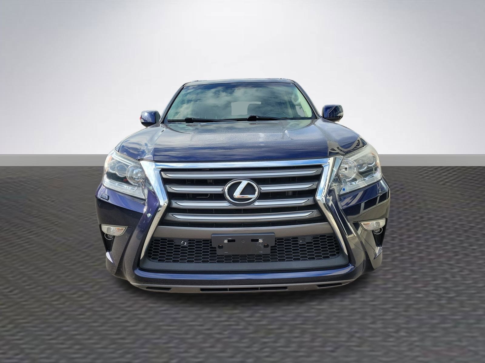 Used 2019 Lexus GX 460 image 2