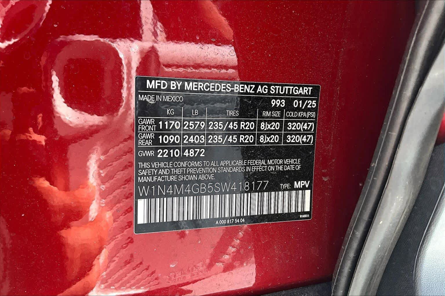 Used 2025 Mercedes-Benz GLB 250 image 31