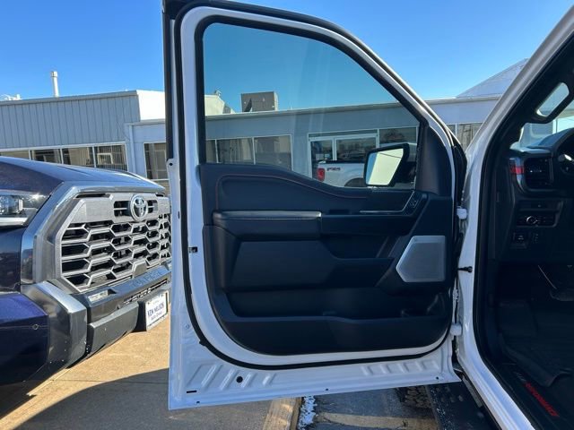 Used 2025 Ford F150 Raptor image 25