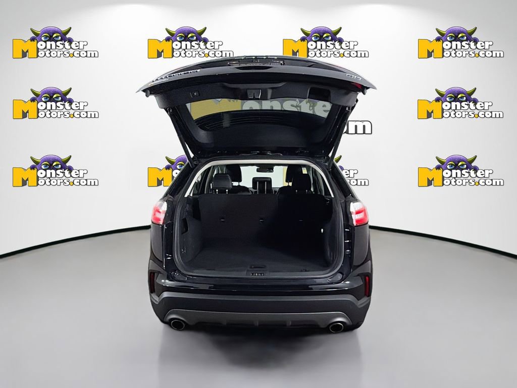 Used 2024 Ford Edge Titanium image 25