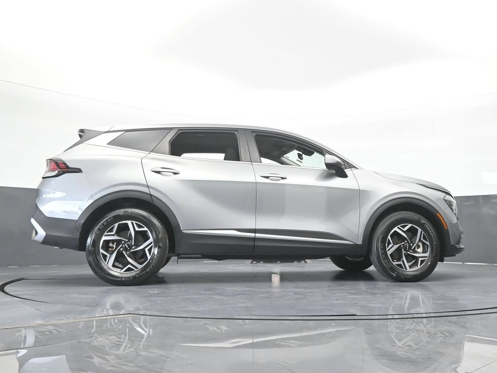Used 2024 Kia Sportage LX AWD/4WD image 61