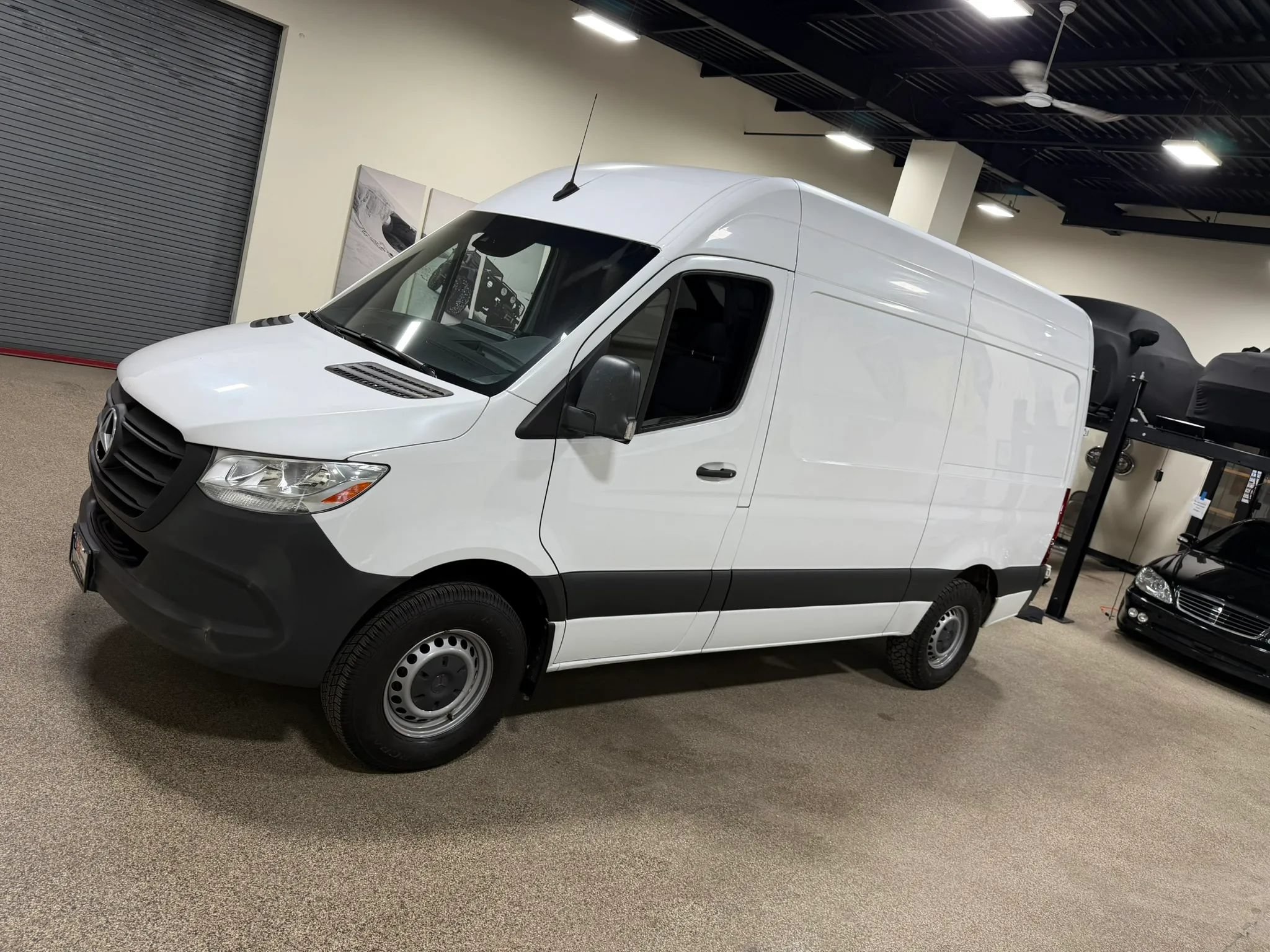 Used 2020 Mercedes-Benz Sprinter 2500 image 9