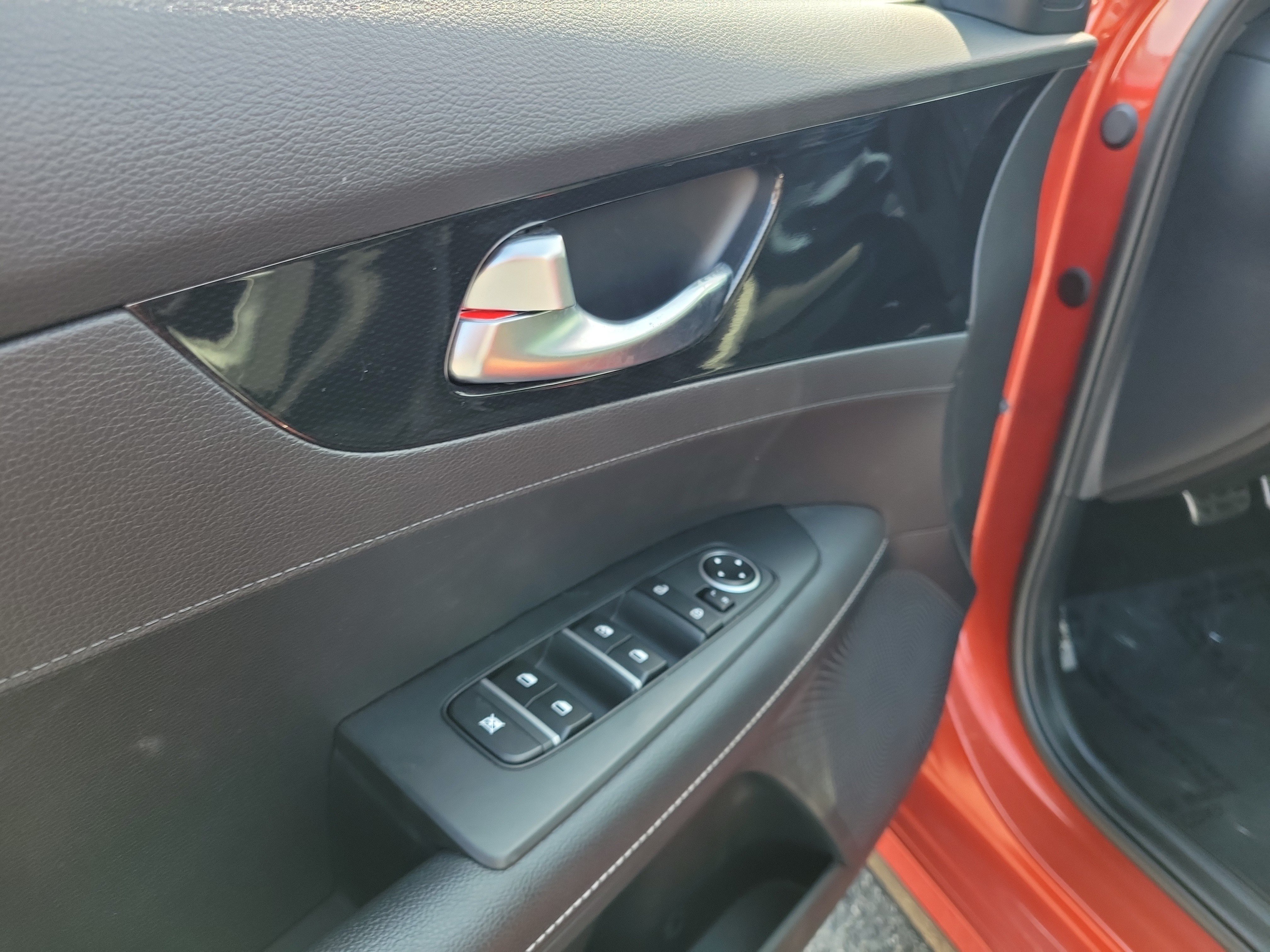 Used 2022 Kia Forte GT-Line w/ GT-Line Premium Package FWD image 18