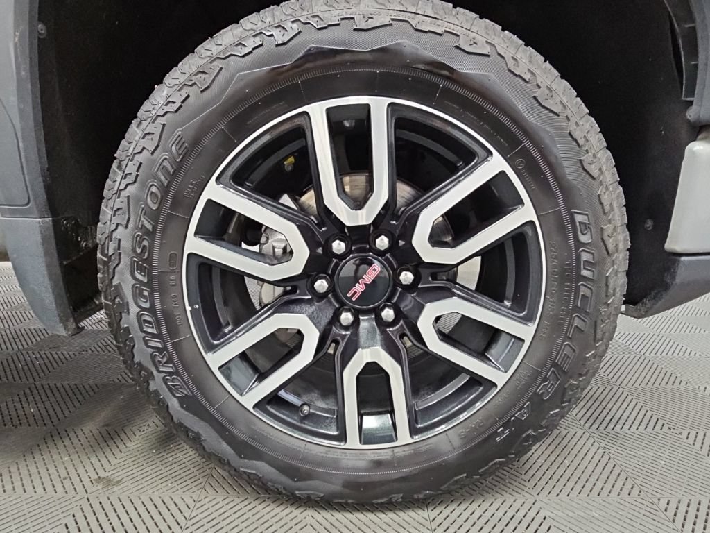 Certified 2025 GMC Sierra 1500 AT4 w/ AT4 Premium Package AWD/4WD image 50
