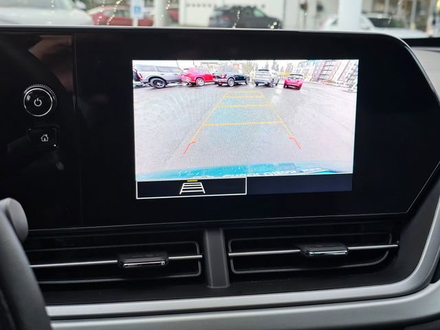 Certified 2025 Chevrolet Trax LS image 28
