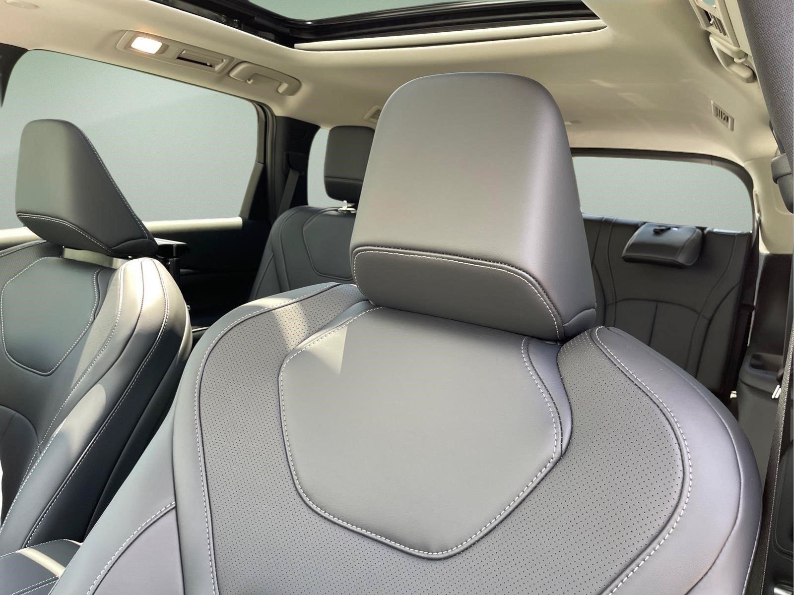 New 2027 INFINITI QX60 Luxe w/ Family Package AWD/4WD image 24