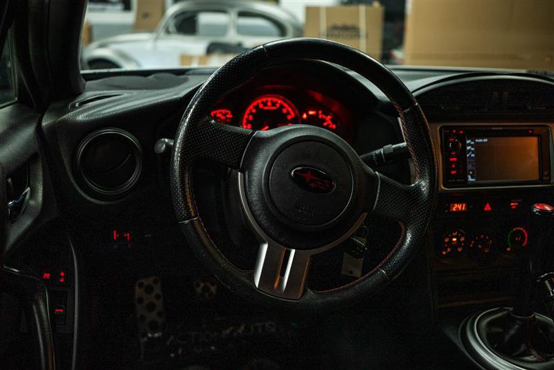 Used 2014 Subaru BRZ Premium w/ Popular Package #1B image 12