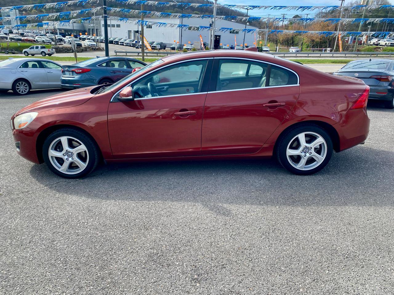 Used 2013 Volvo S60 T5 image 4