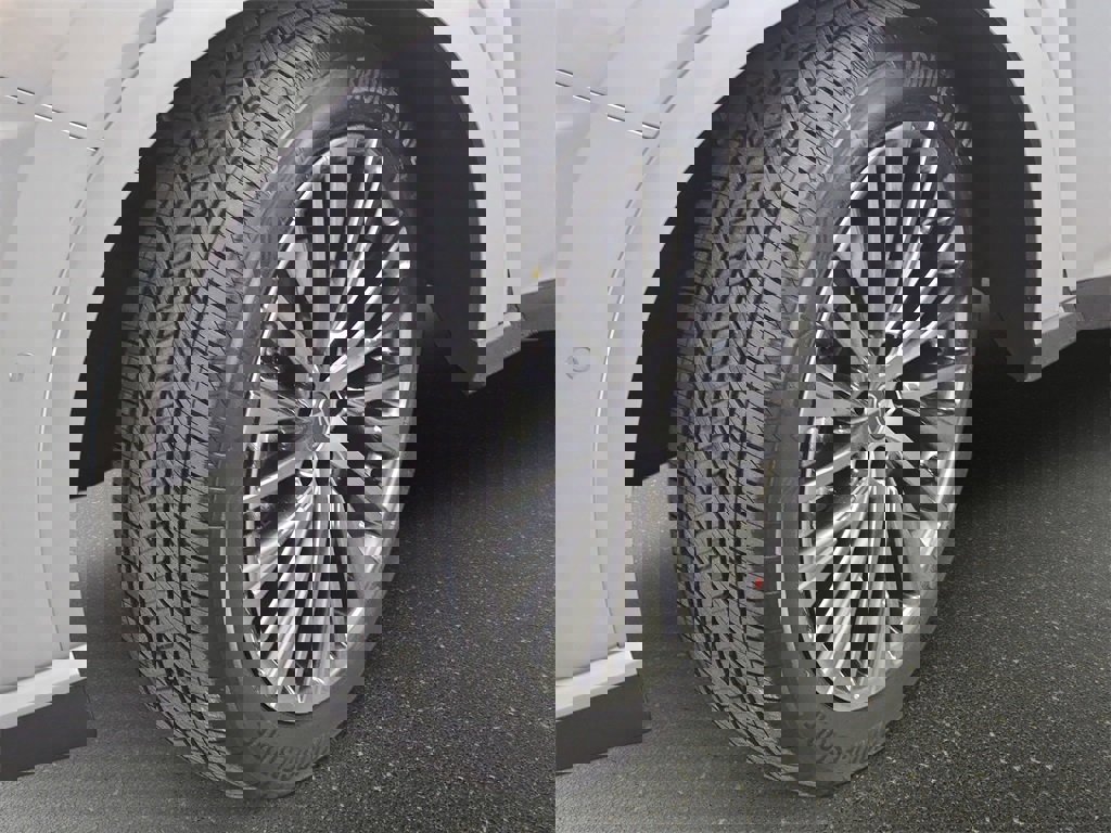 New 2026 Lexus RX 450h AWD image 33